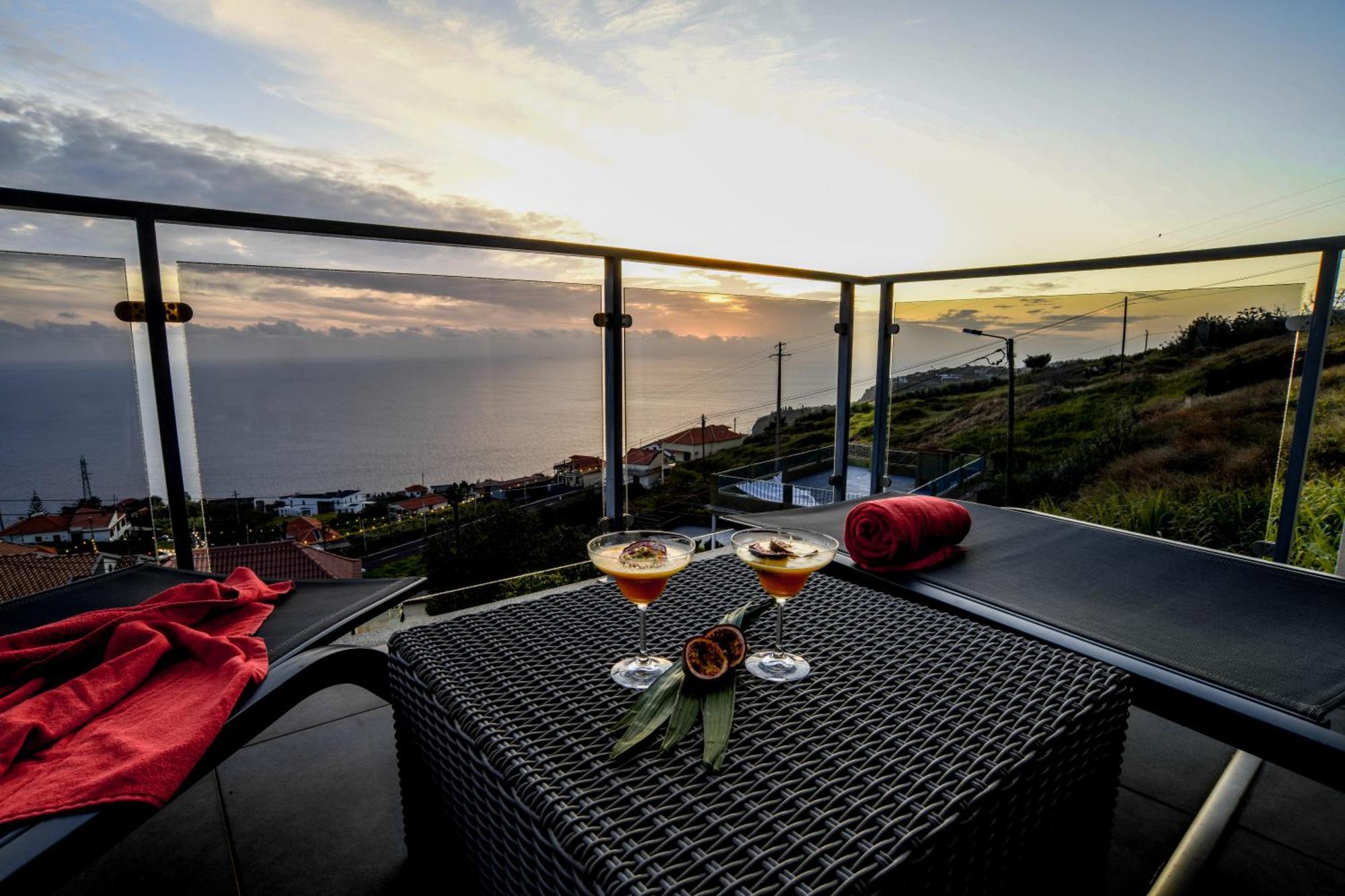 Bairos House - Coastal Escape Vila Ribeira Brava Exterior foto