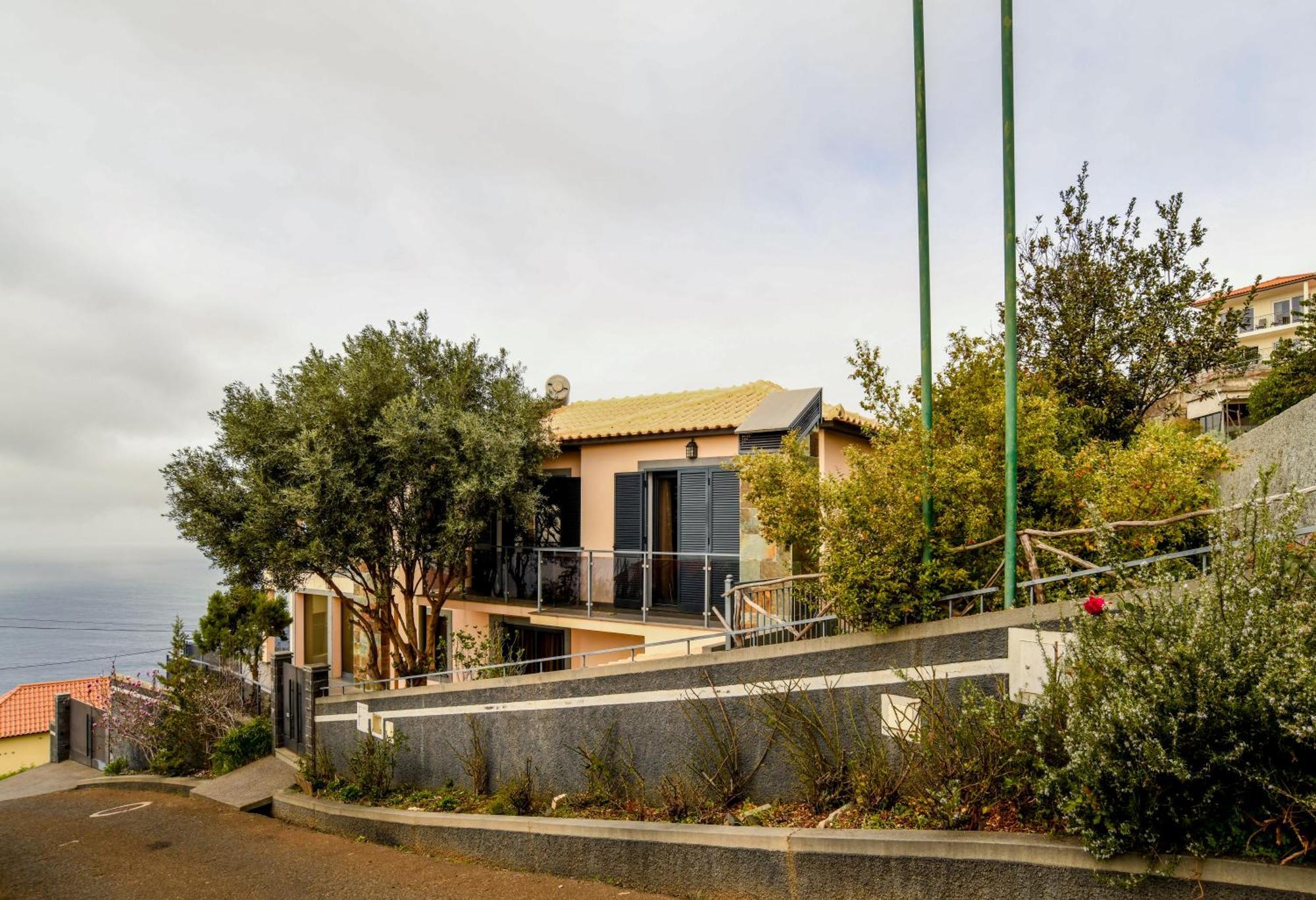 Bairos House - Coastal Escape Vila Ribeira Brava Exterior foto